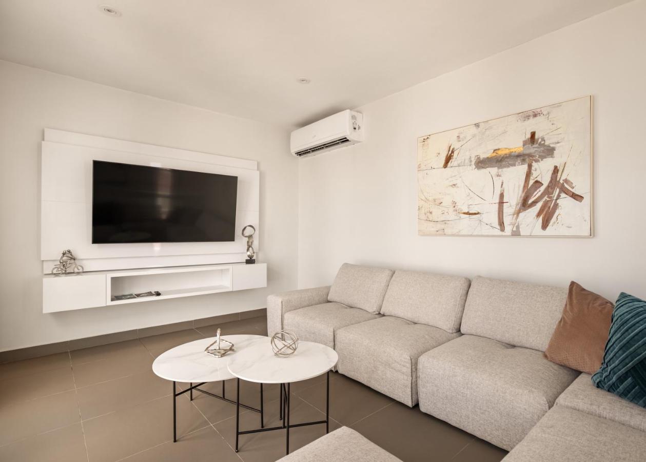 Rosalina Ocean Park Aparthotel San Juan Exterior photo